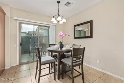 2179 W Scully Drive, Phoenix, AZ 85023 - Photo 11