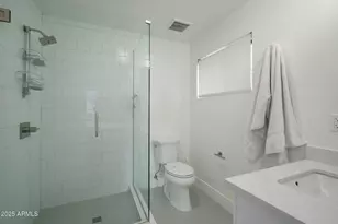 3413 N 45th St, Phoenix, AZ 85018 - Photo 23