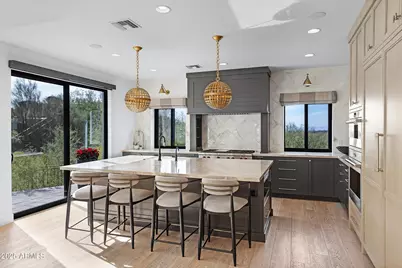 5841 N Echo Canyon Circle, Phoenix, AZ 85018 - Photo 13