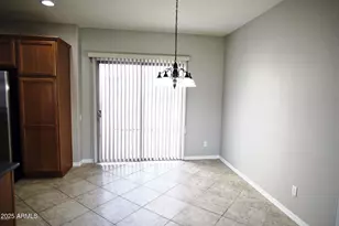 26649 N Babbling Brook Dr, Phoenix, AZ 85083 - Photo 7