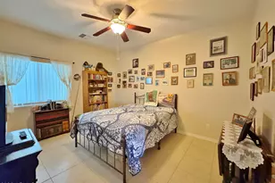 8559 W Canterbury Ln, Arizona City, AZ 85123 - Photo 25