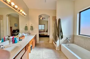 8559 W Canterbury Ln, Arizona City, AZ 85123 - Photo 19