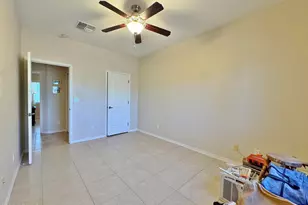 8559 W Canterbury Ln, Arizona City, AZ 85123 - Photo 33