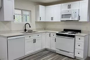 305 S Val Vista Dr, Mesa, AZ 85204 - Photo 9