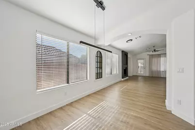 2139 W Tracy Lane, Phoenix, AZ 85023 - Photo 9