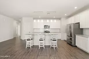 17852 W Country Club Terrace, Surprise, AZ 85387 - Photo 11