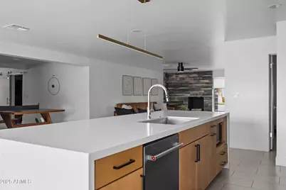 4132 N 34th Place, Phoenix, AZ 85018 - Photo 15