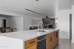 4132 N 34th Pl, Phoenix, AZ 85018 - Photo 15