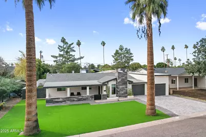 4132 N 34th Place, Phoenix, AZ 85018 - Photo 1