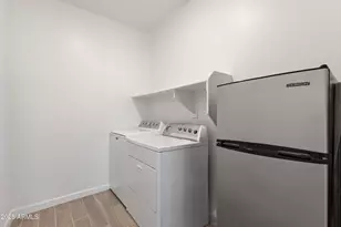 1943 W Lariat Ln, Phoenix, AZ 85085 - Photo 7