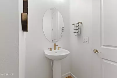 1943 W Lariat Lane, Phoenix, AZ 85085 - Photo 13