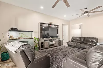 8998 W Garnet Mountain Drive, Casa Grande, AZ 85194 - Photo 5