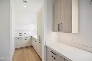 6528 E 2nd St, Scottsdale, AZ 85251 - Photo 13