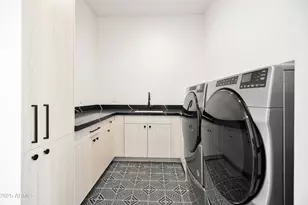 6528 E 2nd St, Scottsdale, AZ 85251 - Photo 15