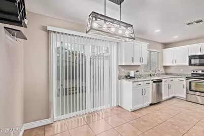 6237 W Raymond Street, Phoenix, AZ 85043 - Photo 3