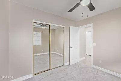 6237 W Raymond Street, Phoenix, AZ 85043 - Photo 7
