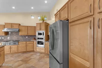 16163 W Fairmount Avenue, Goodyear, AZ 85395 - Photo 5