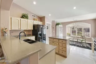 5752 S Amberwood Dr, Sun Lakes, AZ 85248 - Photo 3