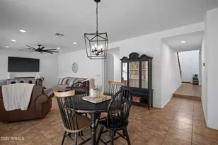 5946 S Shelby Way, Gilbert, AZ 85298 - Photo 17