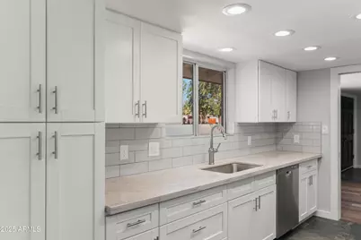 3023 W Sahuaro Drive, Phoenix, AZ 85029 - Photo 13