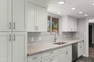 3023 W Sahuaro Dr, Phoenix, AZ 85029 - Photo 13