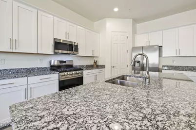 21226 W Yale Street, Buckeye, AZ 85396 - Photo 9