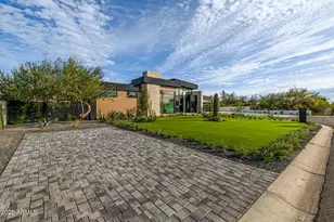 5249 N 37th Pl, Paradise Valley, AZ 85253 - Photo 3