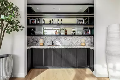 5249 N 37th Place, Paradise Valley, AZ 85253 - Photo 9