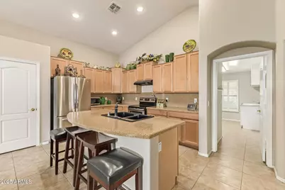 8601 W Flavia Haven, Tolleson, AZ 85353 - Photo 9