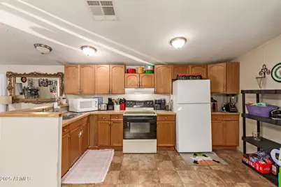 8301 N 103rd Avenue #203, Peoria, AZ 85345 - Photo 9