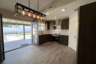 8201 S 26th St, Phoenix, AZ 85042 - Photo 7