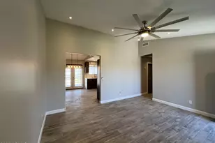 8201 S 26th St, Phoenix, AZ 85042 - Photo 25