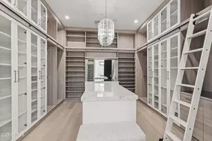 6830 E Hummingbird Ln, Paradise Valley, AZ 85253 - Photo 17