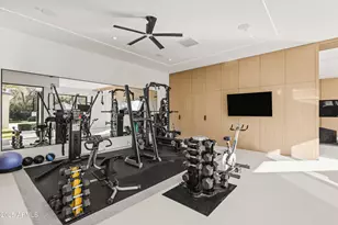 6830 E Hummingbird Ln, Paradise Valley, AZ 85253 - Photo 37