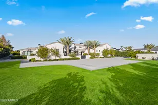 6830 E Hummingbird Ln, Paradise Valley, AZ 85253 - Photo 41