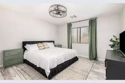 14952 W Maui Lane, Surprise, AZ 85379 - Photo 13