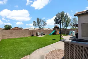 14952 W Maui Ln, Surprise, AZ 85379 - Photo 29