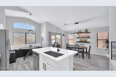 14952 W Maui Lane, Surprise, AZ 85379 - Photo 17