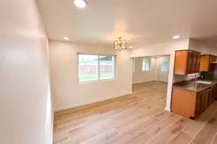 11855 N Mission Dr, Sun City, AZ 85351 - Photo 9