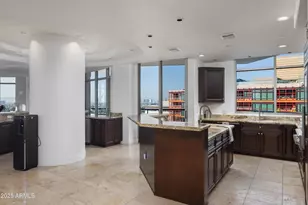 2402 E Esplanade Ln, Phoenix, AZ 85016 - Photo 7