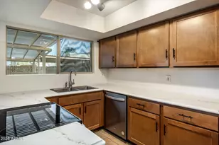 3107 W Harmont Dr, Phoenix, AZ 85051 - Photo 7