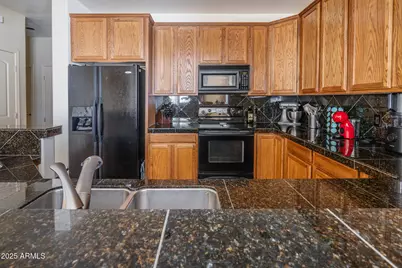 10655 N 9th Street #135, Phoenix, AZ 85020 - Photo 11