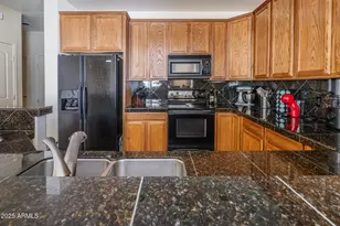 10655 N 9th St, Phoenix, AZ 85020 - Photo 11