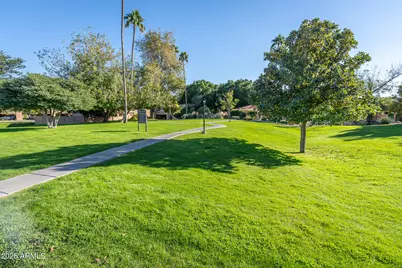 10655 N 9th Street #135, Phoenix, AZ 85020 - Photo 39