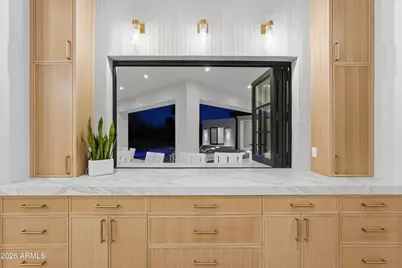 8635 N 65th Street, Paradise Valley, AZ 85253 - Photo 9