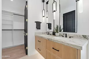 8635 N 65th St, Paradise Valley, AZ 85253 - Photo 53