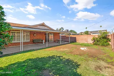 6537 N 41st Drive, Phoenix, AZ 85019 - Photo 5