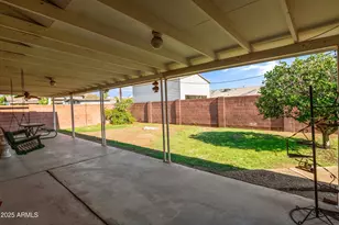 6537 N 41st Dr, Phoenix, AZ 85019 - Photo 13