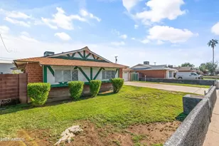 6537 N 41st Dr, Phoenix, AZ 85019 - Photo 3