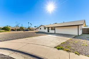 1718 S Marilyn Ann Dr, Tempe, AZ 85281 - Photo 3